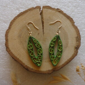 Boucles d'oreilles: quilling feuille